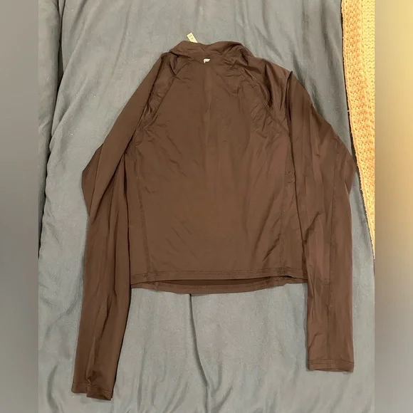 Fabletics Rash Guard/Compression shirt - Picture 2 of 3